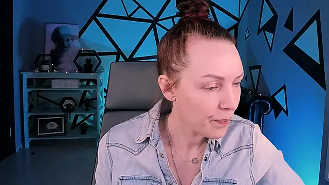 VandaRossi online show from January 14, 2026, 9:37 am