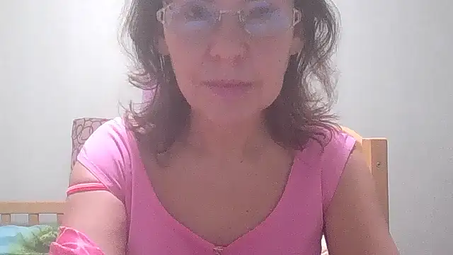 HollyJewel online show from December 2, 2024, 3:03 pm