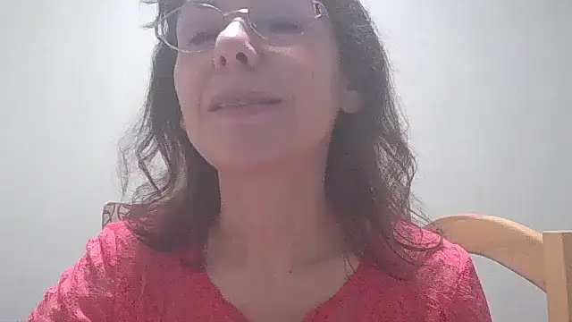 HollyJewel online show from March 3, 2025, 8:43 pm