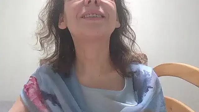 HollyJewel online show from March 13, 2025, 5:39 pm