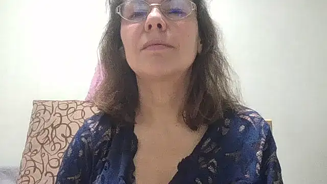 HollyJewel online show from March 26, 2026, 5:18 pm