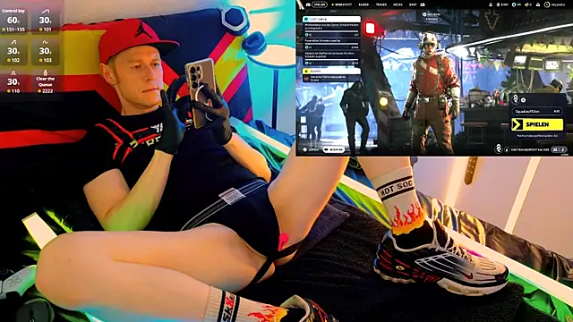 Fuc71 online show from November 2, 2025, 2:19 pm