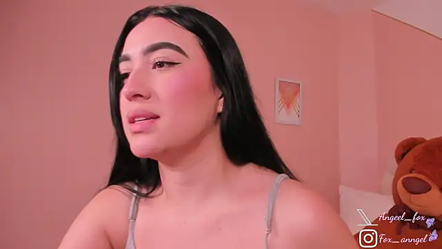 angeel fox online show from September 27, 2025, 3:11 am