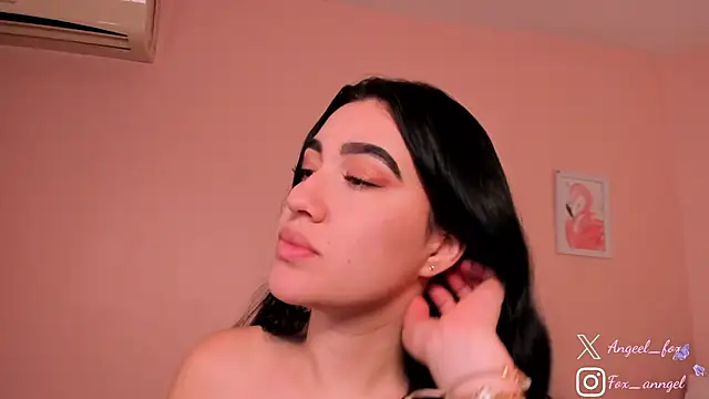 angeel fox online show from January 11, 2026, 5:51 pm