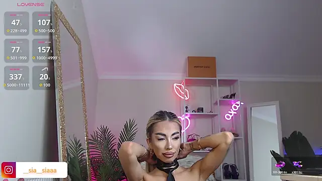 ArianaArianna online show from March 1, 2026, 10:39 am