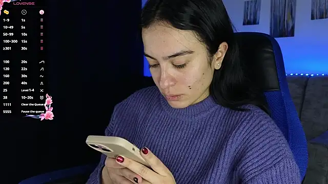 ZaraDames  online show from December 19, 2025, 4:41 am