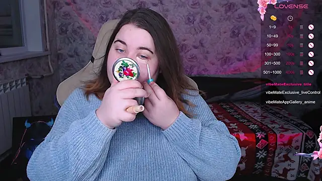 Estelle Hicks online show from November 13, 2025, 6:07 pm