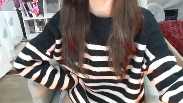 Snapshot of _minji_bae chatting on December 14, 2024, 8:18 pm minji bae online show from December 14, 2024, 8:18 pm