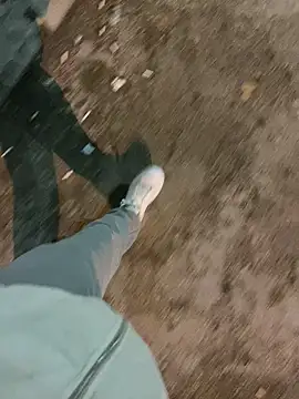 Snapshot of Robin45tr chatting on January 14, 2026, 10:58 pm Robin45tr online show from January 14, 2026, 10:58 pm