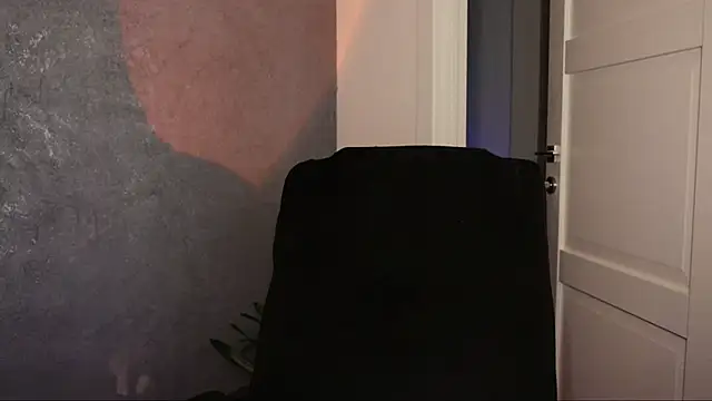 mistress  rochelle online show from March 19, 2025, 11:14 pm