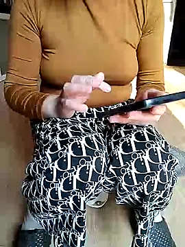 Snapshot of Zane_Natha chatting on January 12, 2025, 9:08 am Zane Natha online show from January 12, 2025, 9:08 am