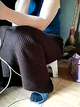 Snapshot of Zane_Natha chatting on January 15, 2025, 4:47 am Zane Natha online show from January 15, 2025, 4:47 am