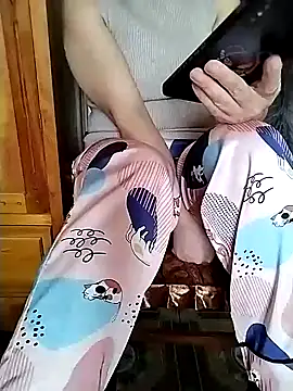 Snapshot of Zane_Natha chatting on January 25, 2025, 5:40 am Zane Natha online show from January 25, 2025, 5:40 am