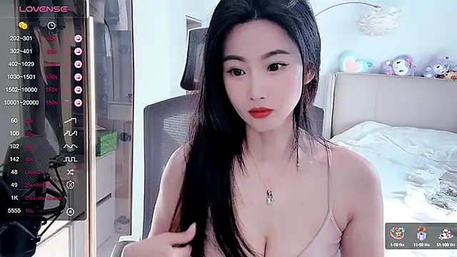 FeiFei-babe online show from December 30, 2024, 5:26 am