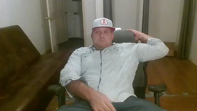 poundyouout69 online show from December 21, 2025, 1:02 am