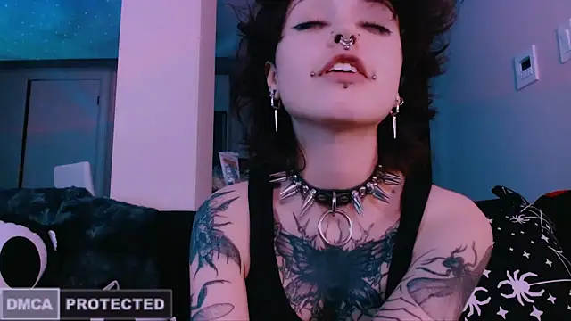 NaughtyLittleFox online show from February 15, 2026, 8:02 am