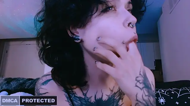 NaughtyLittleFox online show from April 22, 2026, 8:06 am