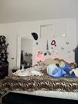 brigitht online show from January 11, 2026, 1:49 pm