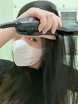 minmin2kk5 online show from March 14, 2025, 12:32 am