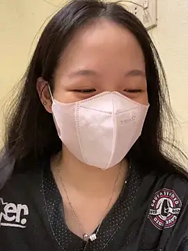 minmin2kk5 online show from September 20, 2025, 3:35 pm