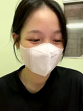 minmin2kk5 online show from October 3, 2025, 3:25 am