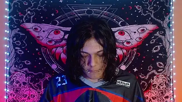 daiki sx online show from February 5, 2025, 7:20 pm