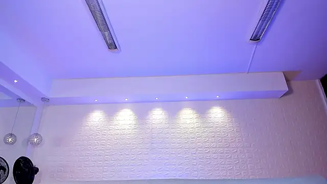 violet scott online show from January 30, 2025, 5:06 pm