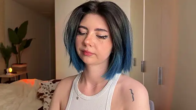 Snapshot of _vixenp chatting on June 15, 2026, 1:57 pm vixenp online show from June 15, 2026, 1:57 pm