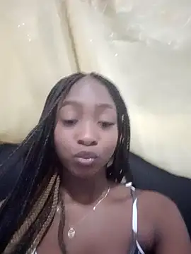 Nicole Colette  online show from March 3, 2025, 10:20 pm