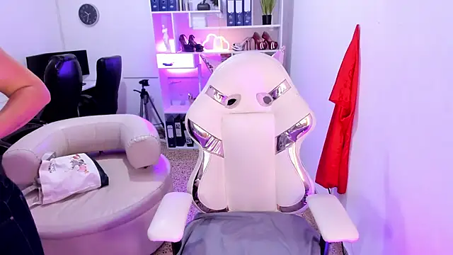 katya nt online show from September 12, 2025, 12:27 pm