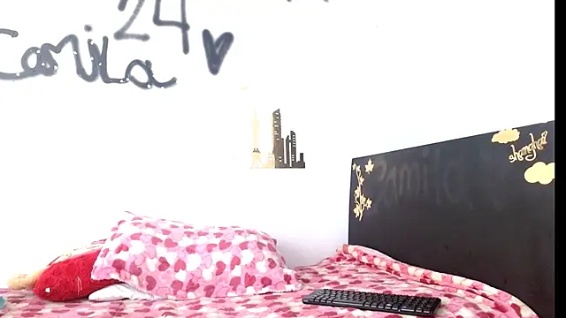 Snapshot of camilavagina24 chatting on October 12, 2025, 4:06 pm camilavagina24 online show from October 12, 2025, 4:06 pm