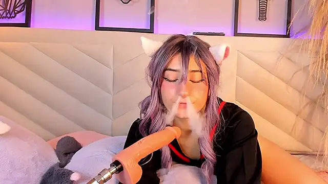 miia  baker online show from February 17, 2025, 6:15 pm