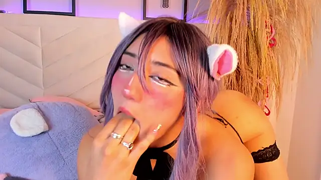 miia  baker online show from February 18, 2025, 12:17 pm