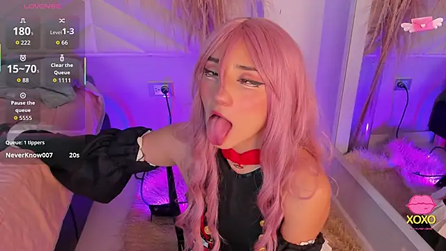 miia  baker online show from November 5, 2025, 12:27 pm