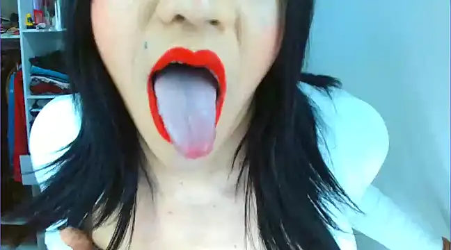 Snapshot of Geisha_Seniers chatting on December 10, 2024, 3:01 pm Geisha Seniers online show from December 10, 2024, 3:01 pm