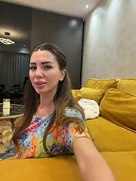 JustinneJade online show from January 14, 2026, 5:24 am