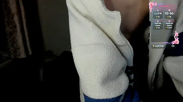 Snapshot of Vampirella_GS chatting on September 19, 2025, 2:02 am Vampirella GS online show from September 19, 2025, 2:02 am