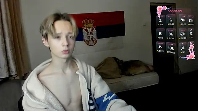 Snapshot of Vampirella_GS chatting on October 27, 2025, 12:04 am Vampirella GS online show from October 27, 2025, 12:04 am