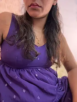 Snapshot of Goddess_sneha chatting on April 18, 2026, 4:11 pm Goddess sneha online show from April 18, 2026, 4:11 pm