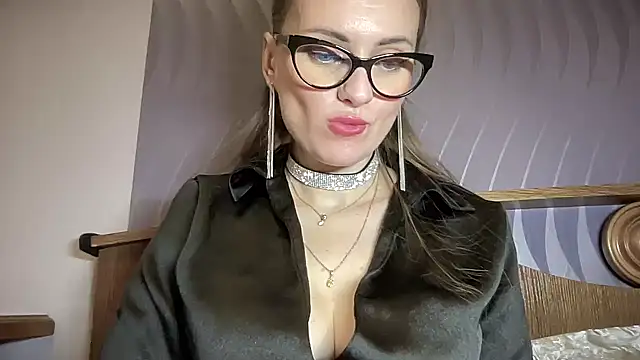 Viola sweet online show from February 4, 2025, 8:28 pm