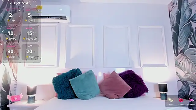 Aprillbrunette online show from February 1, 2025, 11:58 pm