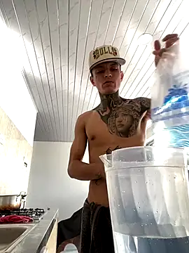 Herem369 online show from December 3, 2025, 1:42 pm