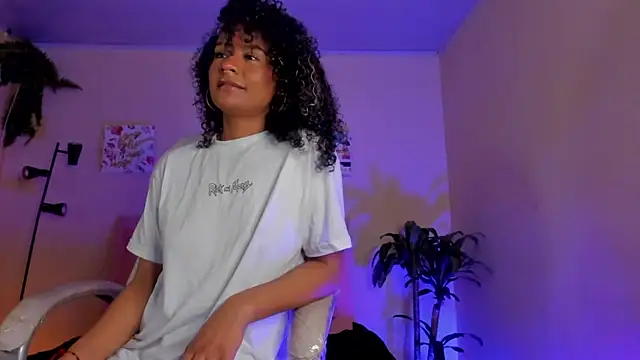 keyla roberts777 online show from February 13, 2025, 5:37 am