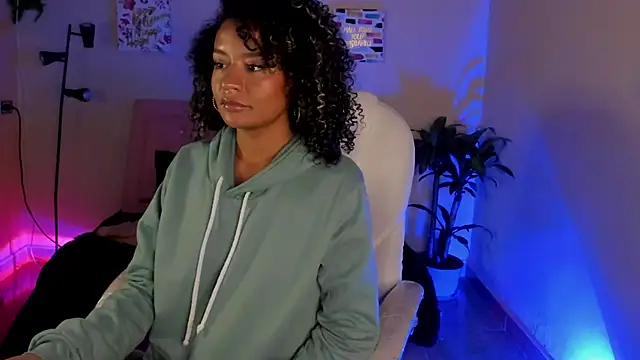 keyla roberts777 online show from February 21, 2025, 9:02 am