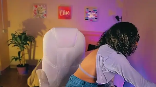 keyla roberts777 online show from March 18, 2025, 11:20 pm