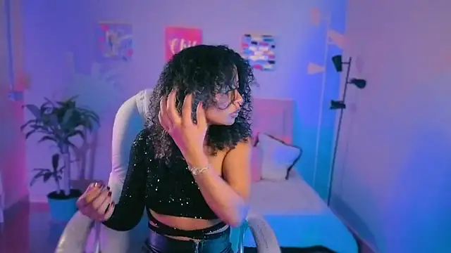 keyla roberts777 online show from March 19, 2025, 7:27 pm