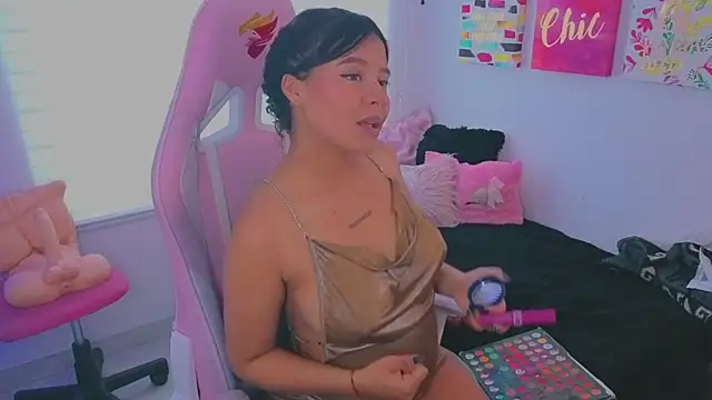 keyla roberts777 online show from September 20, 2025, 12:39 pm