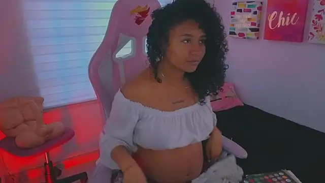 keyla roberts777 online show from September 24, 2025, 11:46 am