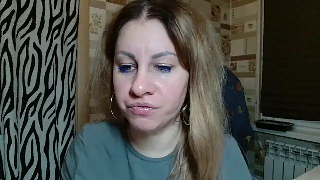 Snapshot of TherestlessKitty chatting on March 30, 2026, 10:22 pm TherestlessKitty online show from March 30, 2026, 10:22 pm