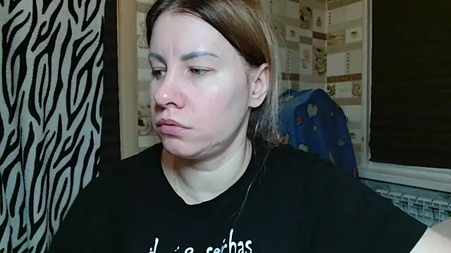 Snapshot of TherestlessKitty chatting on April 12, 2026, 10:15 pm TherestlessKitty online show from April 12, 2026, 10:15 pm